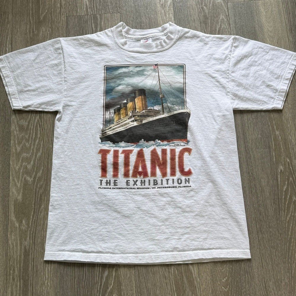 Vintage 90s Titanic The Exhibition T-shirt White Small Short Sleeve‎ Movie
